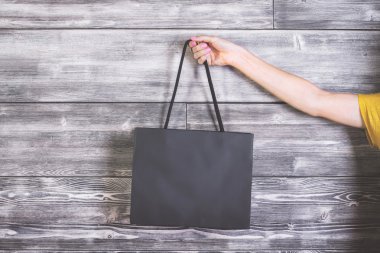 Kadın kol çantası ahşap holding