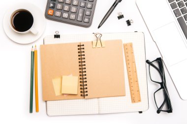 Kahverengi not defterleri ve diğer araçlar