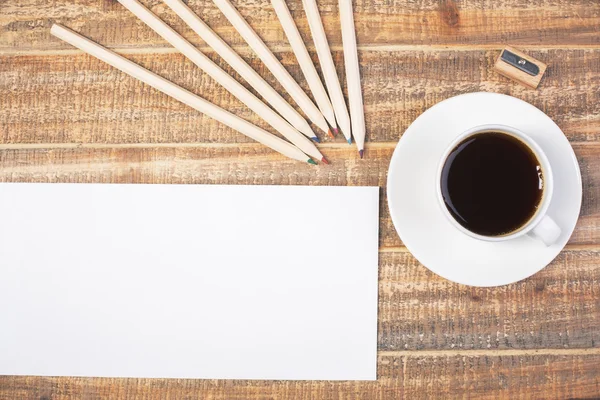 Envelope and coffee top — Stock Photo, Image