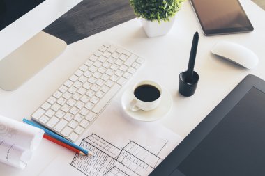 Tasarımcı masaüstü üst