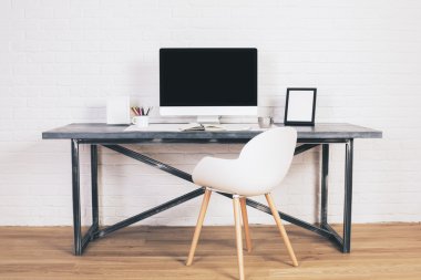 Sandalye ön ile Designer Danışma