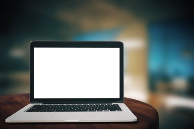 dizüstü bilgisayarlı masa