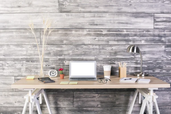 Hipster çalışma alanı açık