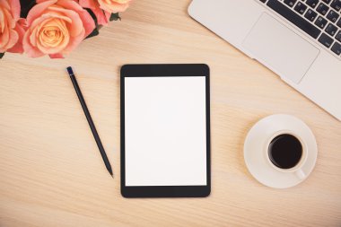 Tasarımcı masaüstünde tablet