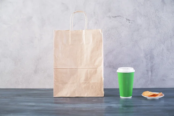 Saco de comida, café, biscoitos — Fotografia de Stock