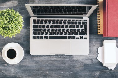 Ofis Masası ile defter TOPVIEW