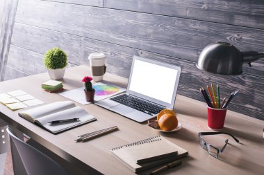 Resepsiyon beyaz dizüstü yüzü