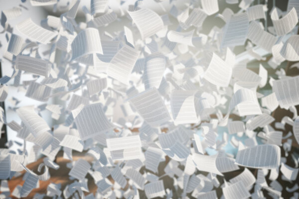 Летающие листы бумаги
