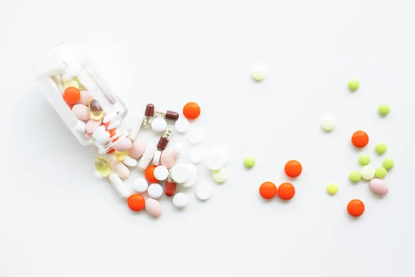 Pills on white backgroud — Stock Photo, Image