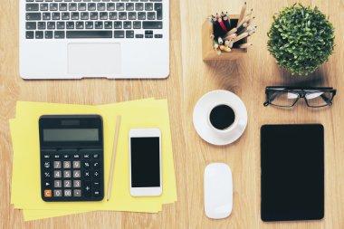 Ofis Masaları Tablet ile