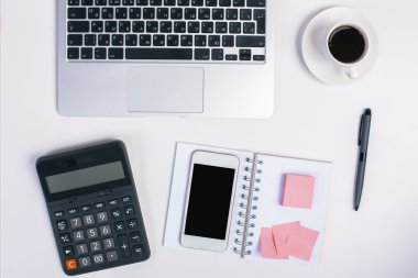 Nesneleri gri office masaüstü