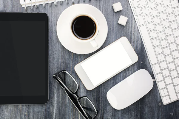 White smartphone and tablet — Stock Fotó