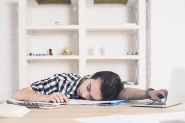 Öğrenci işten bıkmış