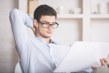 Mimar ya da ofiste çalışan