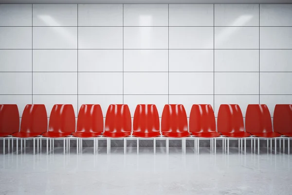 Wnętrze z czerwonymi krzesłami — Zdjęcie stockowe
