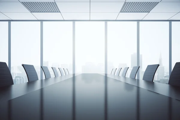 Mesa de conferencia oscura — Foto de Stock