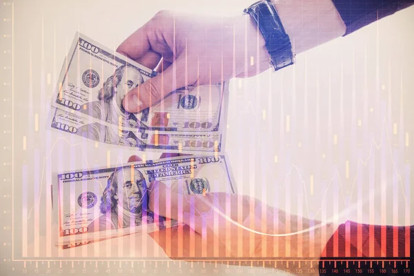 Multi expozíció pénzügyi grafikon rajz hologram és amerikai dollár számlák és férfi kezét. Elemzés. — Stock Fotó