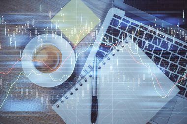 Bilgisayarla ön plan arkaplanını çizerken çift pozlama. Finansal araştırma ve analiz kavramı. Üst görünüm.