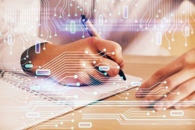 Teknolojik çizimlerle insan eli geçmişi yazmak. Çifte maruziyet. Yenilik kavramı.