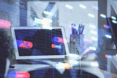 Arka planda kişisel bilgisayarı ve teknik tema çizimi olan iki kat masaüstü görüntüsü. Veri analizi kavramı.