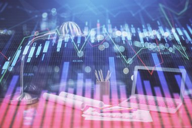 Borsa grafiği ve bilgisayar geçmişi olan tablolar. Çifte maruziyet. Mali analiz kavramı.