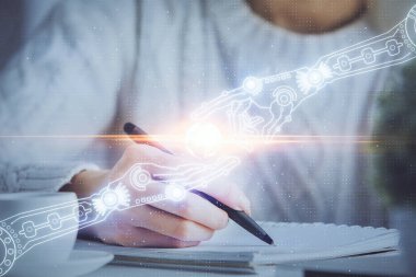 Veri çözeltisi hologramı ile arka plan üzerine yazılan ellere çoklu maruz kalma. Teknoloji konsepti.