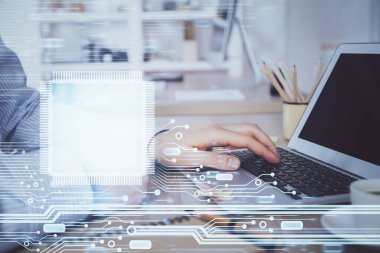 Teknoloji temalı dizüstü bilgisayarla çalışan bir iş adamı. Büyük veri kavramı. Çift pozlama.