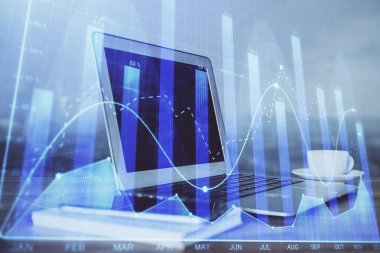 Borsa grafiği ve bilgisayar geçmişi olan tablolar. Çifte maruziyet. Mali analiz kavramı.