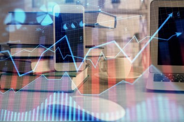 Finansal grafik çizimi ve cep telefonu geçmişine iki kez maruz kalmış. Önx ticareti kavramı