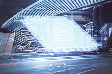 Veri temalı hologram gökdelenler arka planda çoklu pozlama ile şehir görünümüne çizim yapıyor. Büyük veri kavramı.