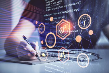 Arka plana veri teknolojisi hud 'u ile el yazısı yazan kadınların çoklu pozları. Yenilik kavramı.