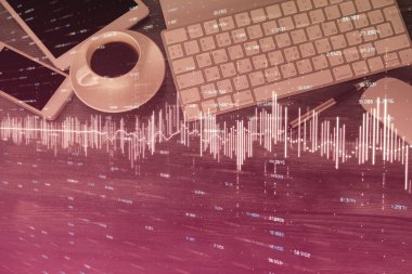 Masaüstünde telefonlu ön x grafik hologramına çift pozlama. Üst Manzara. Mobil ticaret platformu kavramı.