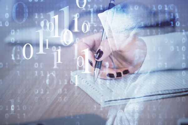 Multi exposición de las mujeres escribiendo mano sobre fondo con hud tecnología de datos. Concepto de innovación. —  Fotos de Stock