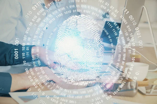 背景にコンピュータ上で働くビジネスマンと指紋ホログラム。セキュリティの概念。二重露光. — ストック写真