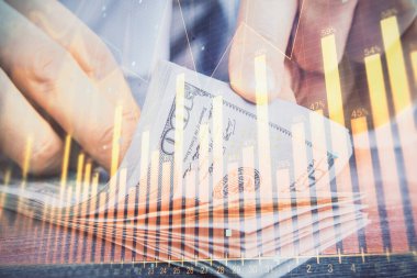 Forx grafiği, hologram, Amerikan dolarları ve insan eli çizimleri. Teknik Analiz kavramı.