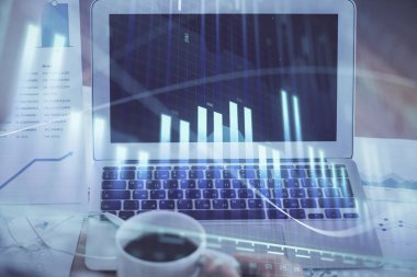 Bilgisayar geçmişi olan eski grafik hologramı. Çoklu maruz kalma. Finans piyasası kavramı.