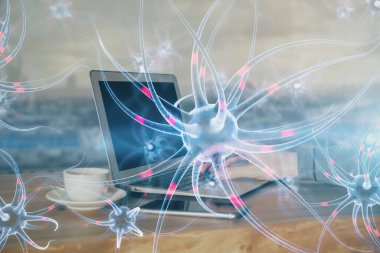 Nöron hologramı, arka planda bilgisayarla çalışan bir adam. Eğitim konsepti. Çift pozlama.