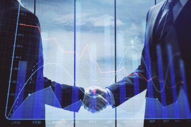 Forx grafik hologramı ve iki adamın el sıkışması. Borsa konsepti.