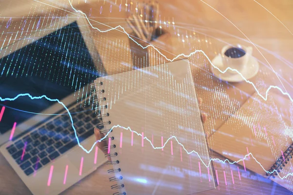 Dubbel exponering av affärskvinna händer skriva på dator och forex diagram hologram ritning. Begreppet finansiell analys. — Stockfoto