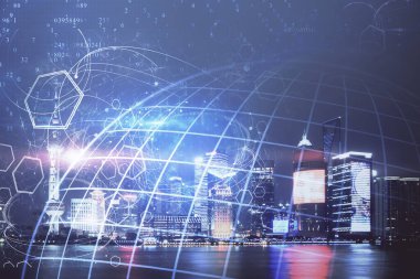 Şehir görünümünde harita ve veri temalı hologram ile gökdelenler arka planda çift pozlama. İş kavramında uluslararası teknoloji.