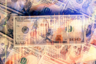 Forx grafiğinin çok sayıda görüntüsü bize dolar banknotları arka planında görünüyor. Finansal başarı piyasası kavramı.