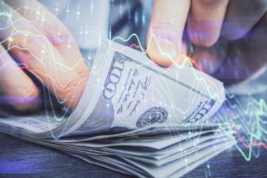 Forx grafiği, hologram, Amerikan dolarları ve insan eli çizimleri. Teknik Analiz kavramı.