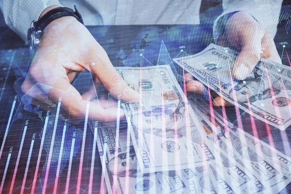 Multi exponering av finansiella diagram rita hologram och USA dollar räkningar och manshänder. Analyskoncept. — Stockfoto