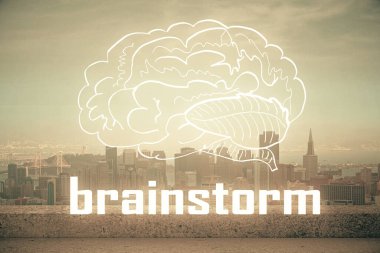 Şehir manzarası arkaplanı üzerinde başlangıç teması çizimlerinin çifte pozlandırılması. Başarı kavramı.