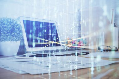 Kişisel bilgisayar ve teknik tema çizimi ile masaüstü çok açıkta. Büyük Veri Kavramı.