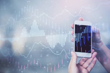 Ön x grafik çizimine çift pozlama hologram ve cep telefonu kullanan bir kadın. Borsa konsepti.