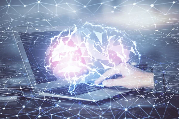 Adam klavyede beyin hologramıyla yazı yazıyor. Büyük Data kavramı. Çift pozlama. — Stok fotoğraf