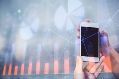 Ön x grafik çizimine çift pozlama hologram ve cep telefonu kullanan bir kadın. Borsa konsepti.