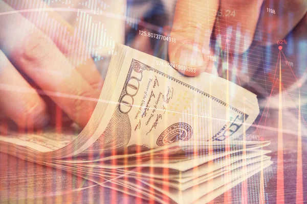 Multi exponering av forex diagram rita hologram och USA dollar räkningar och manshänder. Koncept för teknisk analys. — Stockfoto