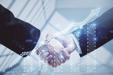Forx grafik hologramı ve iki adamın el sıkışması. Borsa konsepti.